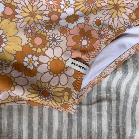 Sunbleached one piece - Picture 2 of 4